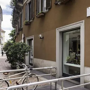 Osti 3 Beautifully Furnished Milano