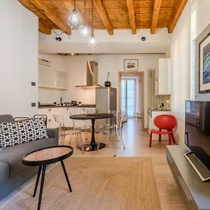  Apartment Crocetta Modern Flat